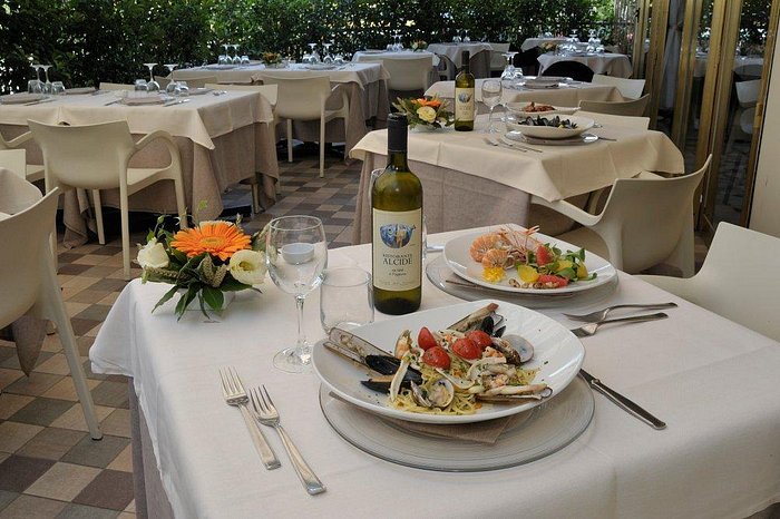 Terrazza privata della Sala Girasole, Ristorante Alcide Poggibonsi